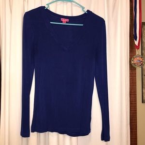 ❤️5 for $25❤️Love peace hope V neck T-shirt